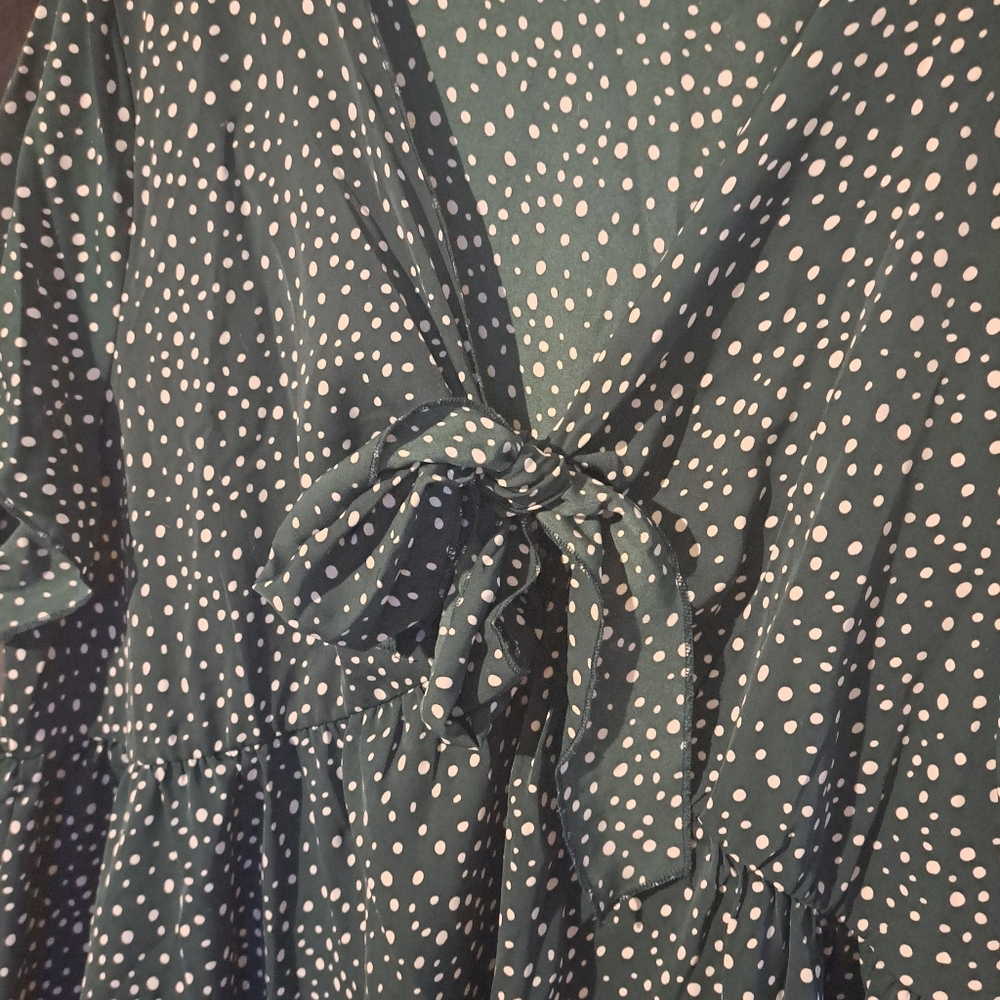 WOMEN'S DRESS